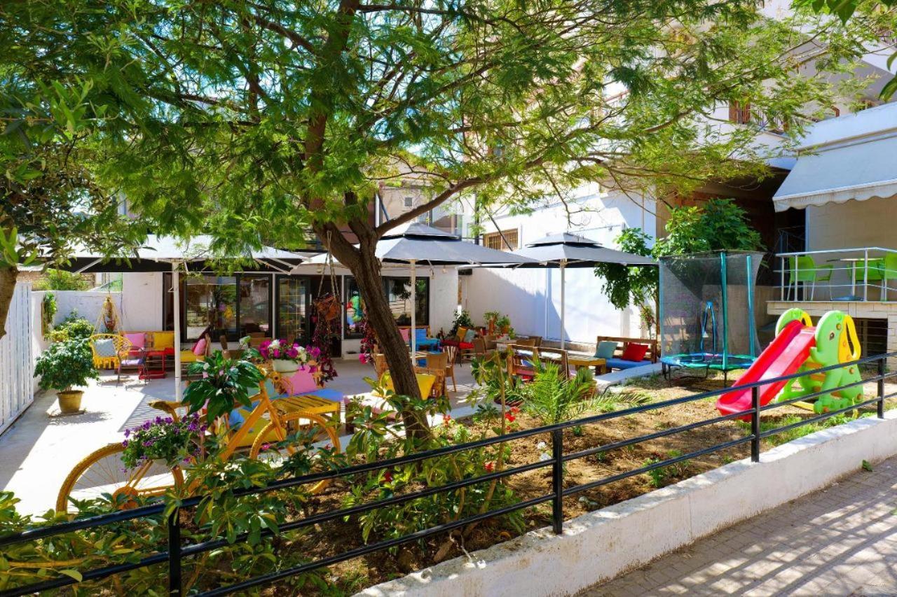 Hotel Eden Sarandë エクステリア 写真