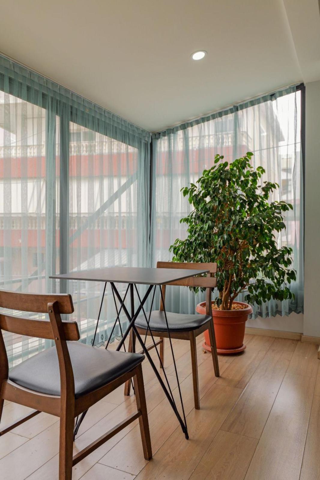 Hotel Eden Sarandë エクステリア 写真
