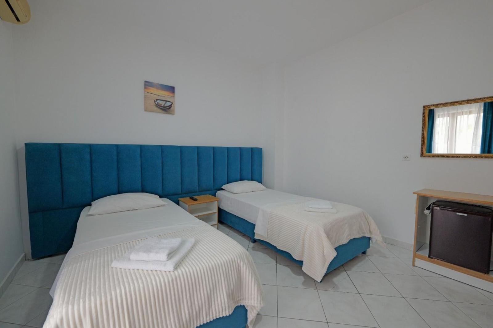 Hotel Eden Sarandë エクステリア 写真