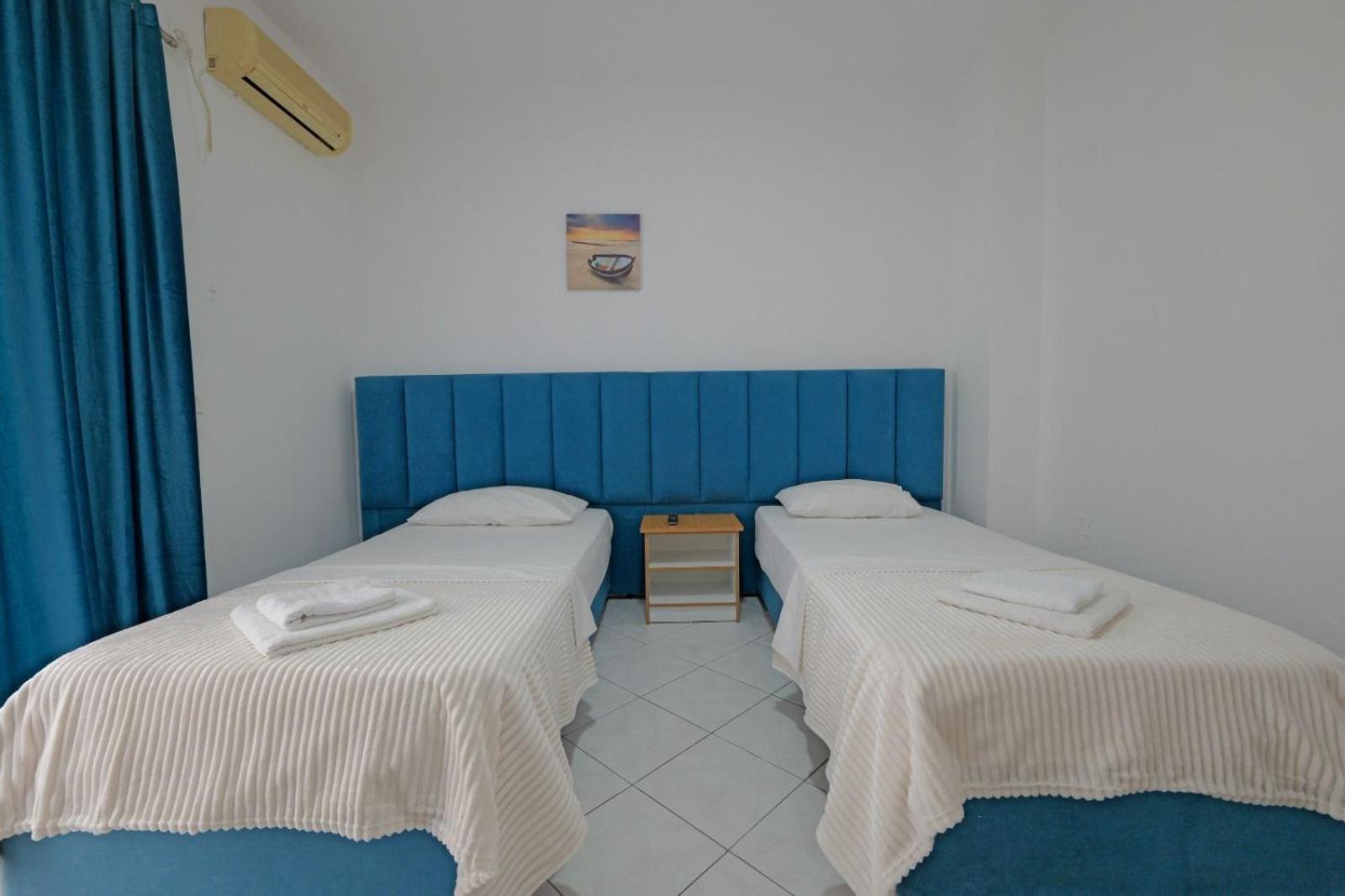 Hotel Eden Sarandë エクステリア 写真