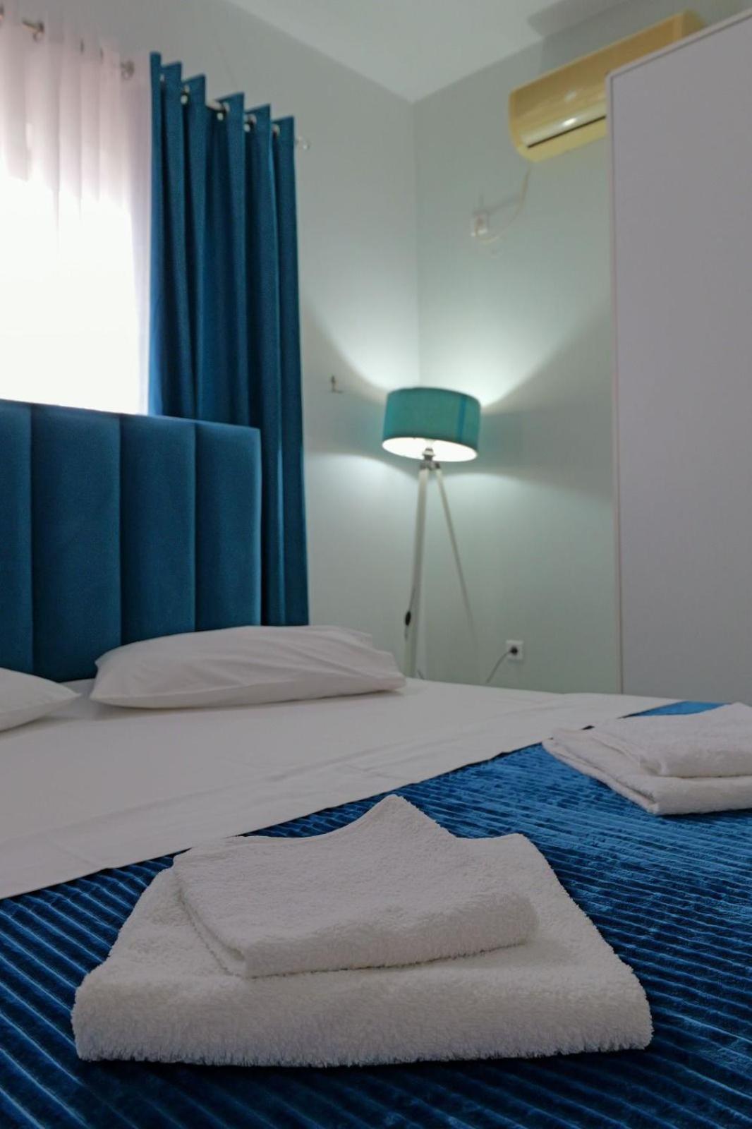Hotel Eden Sarandë エクステリア 写真