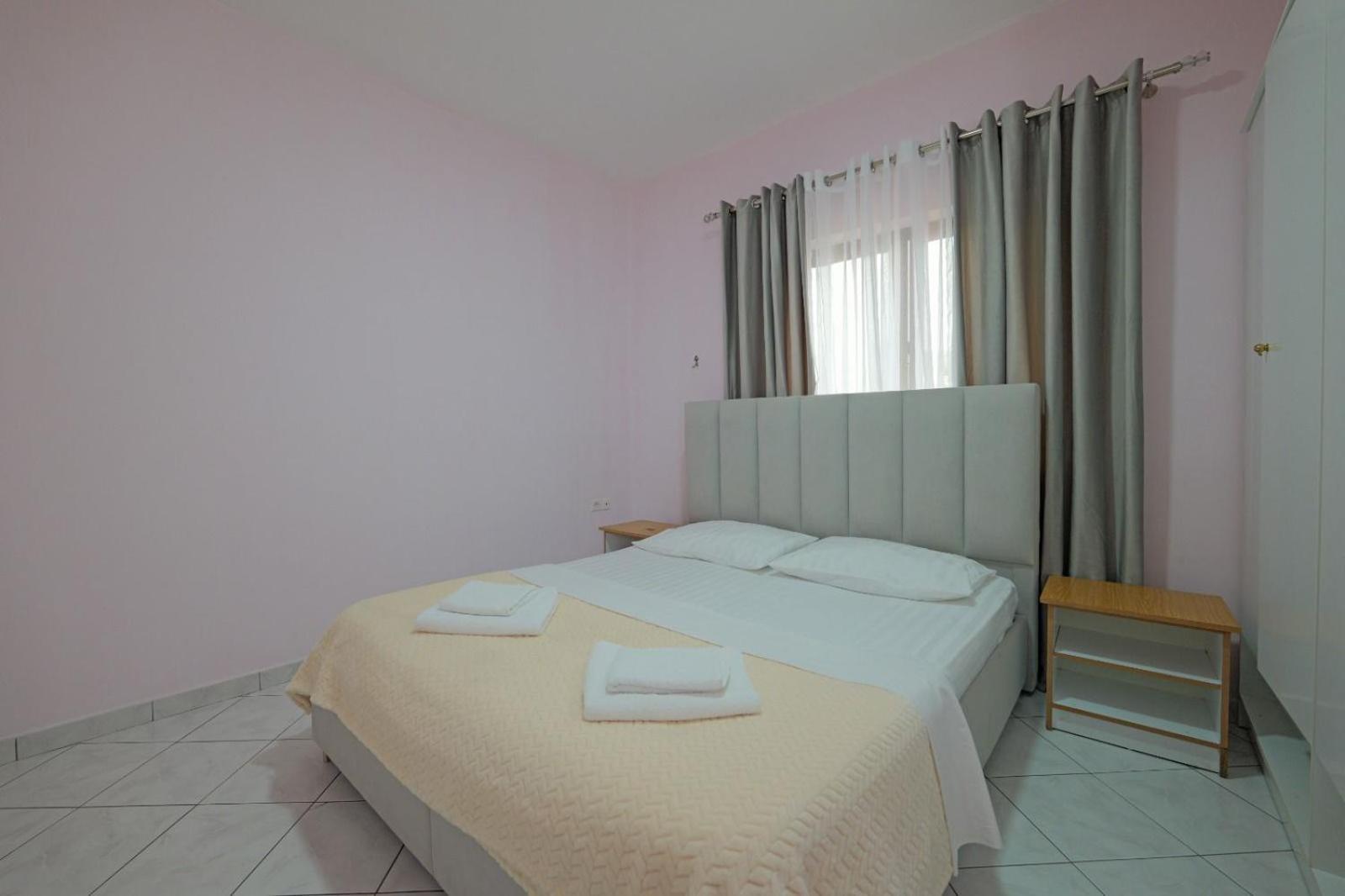 Hotel Eden Sarandë エクステリア 写真
